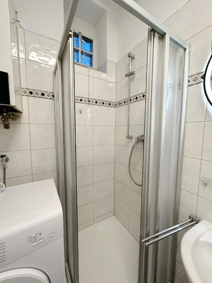 Igo Apartment 2 Schlafenzimmer Mit Waschmaschine Trockner Haustier Rheinufer 5Min Netflix Disney Plus 17-6 Дуйсбург Екстериор снимка